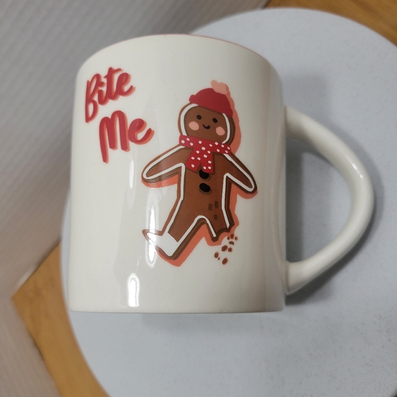 Gingerbread Man BITE ME Coffee Mug Holiday Stoneware Coffee Cup Bite Me - Picture 5 of 8